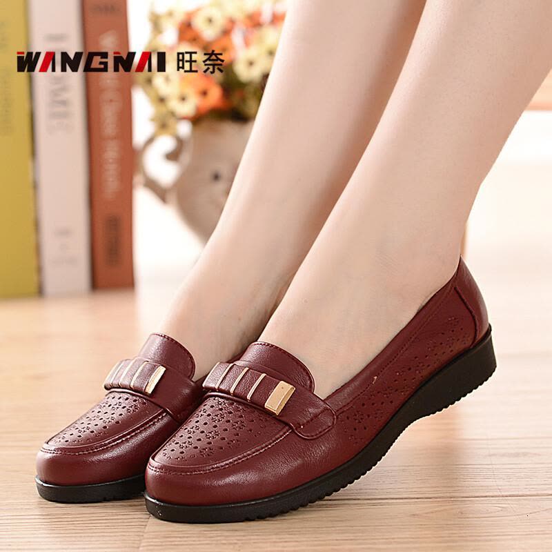 旺奈(WANGNAI)夏季真皮软底妈妈凉鞋洞洞镂空女皮鞋平底大码女鞋中老年女鞋软底奶奶老人皮凉鞋平跟牛皮舒适图片