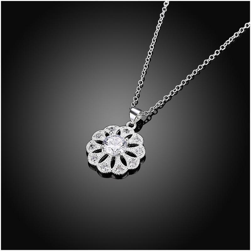 N851 Women Silver Necklace 镀纯银日韩时尚配优雅水晶项链坠送女朋友七夕情人节礼物