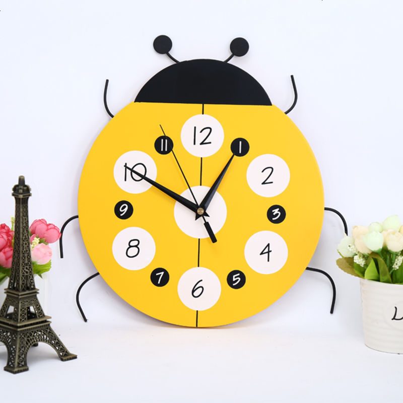 育儿园卡通客厅教室书房个性创意挂钟儿童卧室田园可爱钟表静音
