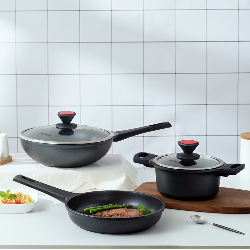 爱仕达(ASD) 套装锅 PL03A7WG 磁通新不粘三件套高清大图