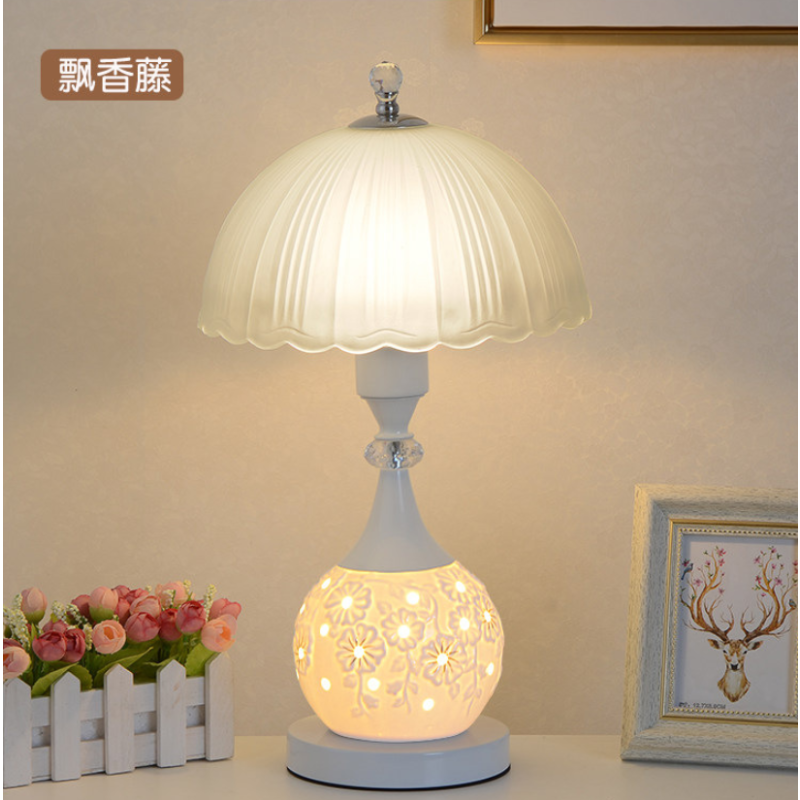 美的(Midea)简约现代卧室床头灯家用浪漫温馨结婚礼物喂奶可调光玻璃陶瓷台灯 飘香藤 遥控开关
