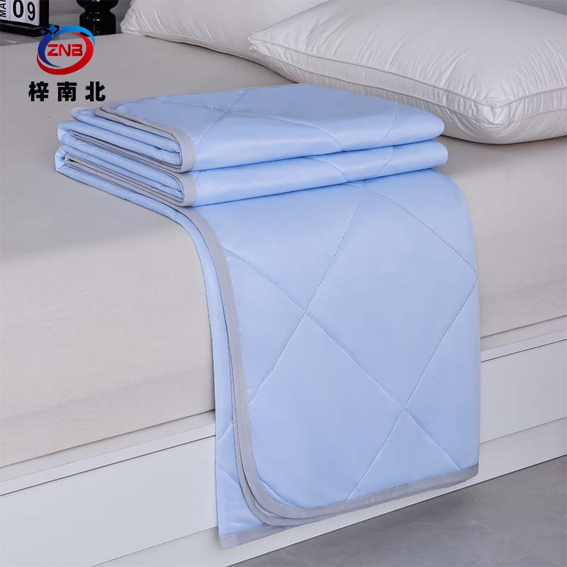 梓南北 抑菌凉感丝夏被空调被 200*230cm 条高清大图