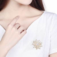 BF璀尚珠宝 小太阳 淡水珍珠女士胸针配饰 BFZX0003