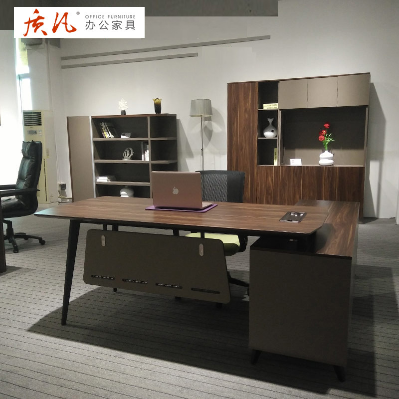 质凡办公家具老板桌总裁桌大班台