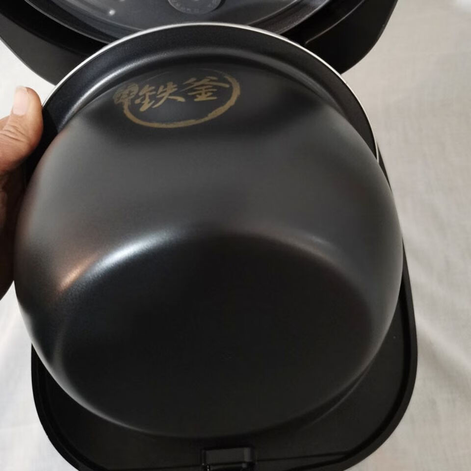 九阳(Joyoung) F30T-F372 电饭煲 家用多功能 3L 智能操控预约IH电磁加热土灶铁釜球形高清大图