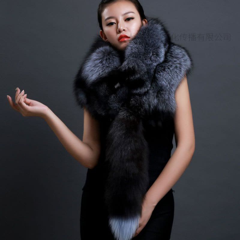 举翼王子整只狐狸皮围脖狐狸围巾皮草围巾披肩银狐玄狐图片