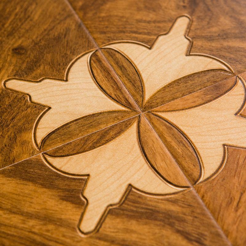 厂家直销欧式复古艺术拼花强化耐磨防水家用卧室复合木地板12mmd89811