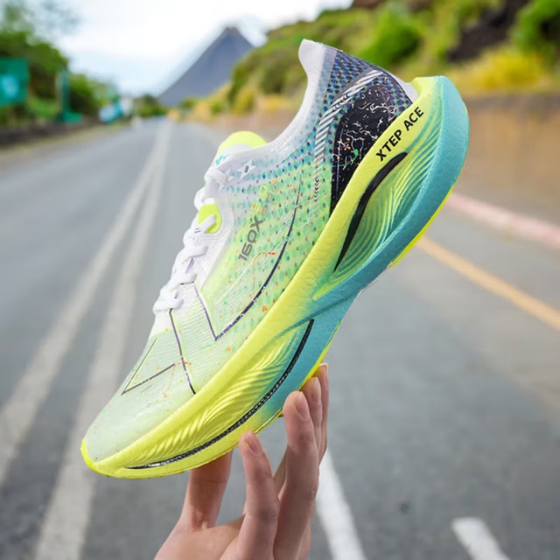 特步男款运动鞋978119110115-42/双高清大图