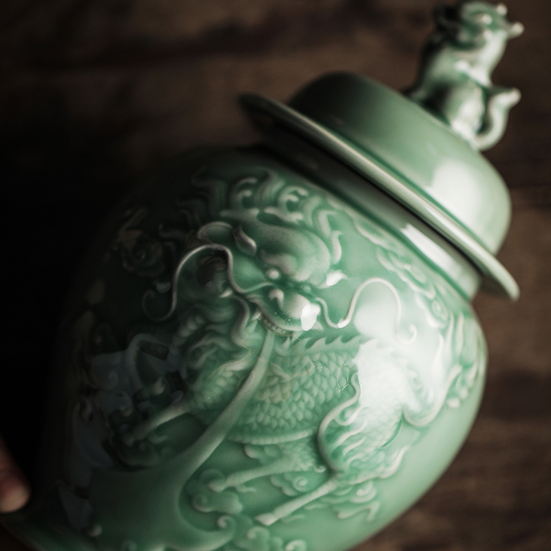 領藝 优选越窑青瓷茶叶罐手工大号密封罐储茶罐家用储存罐浮雕麒麟茶罐景德镇风格 越窑青瓷麒麟茶叶罐-大号