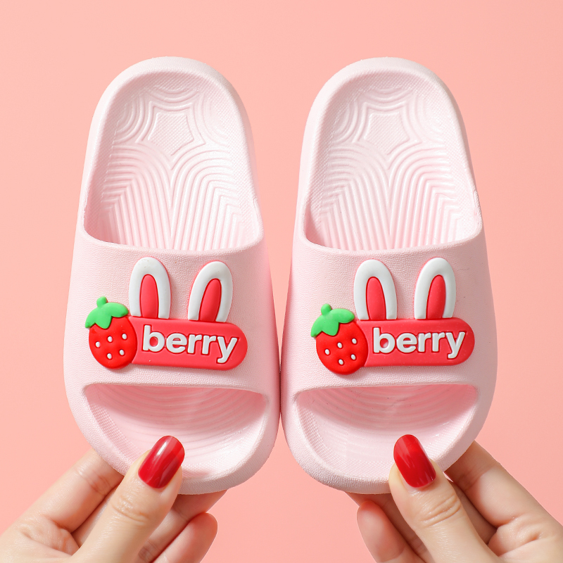 女童拖鞋儿童夏新款卡通可爱小孩洗澡家居软底防滑室内宝宝凉拖鞋