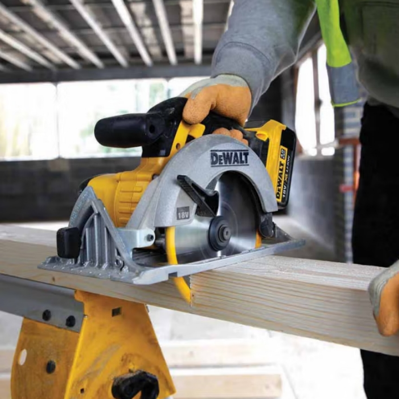 得伟20V锂电无刷金属圆锯单机纸盒装DCS383N-A9个高清大图