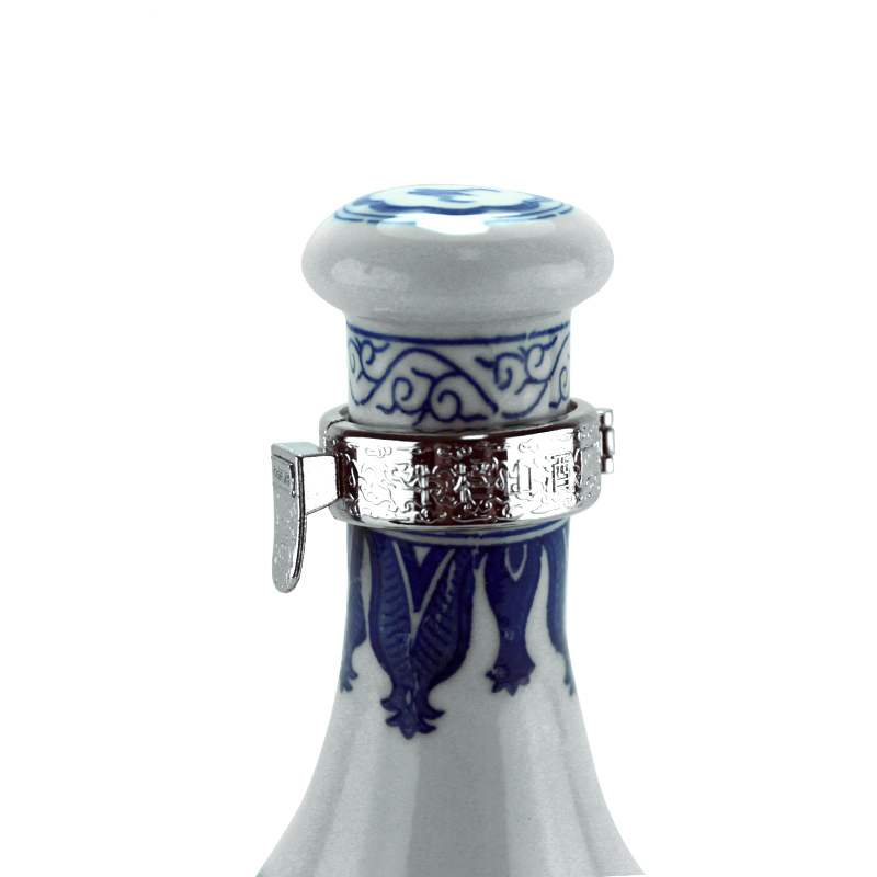 牛栏山 白酒 清香型 二锅头 青花瓷 52度 500ml*6瓶 整箱装(内含三个礼品袋)