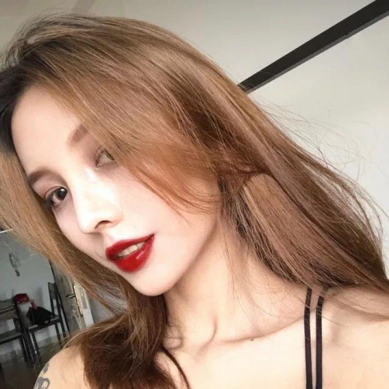 无色润唇膏 网红同款镜面唇釉持久保湿唇彩不脱色防水口红液学生可爱便宜少女