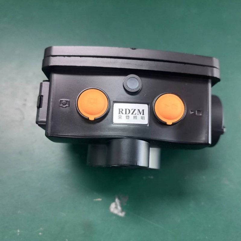 RDZM 多功能摄像头灯 RJW53 台(128G)高清大图