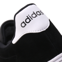 Adidas/阿迪达斯 男子低帮透气轻便耐磨板鞋 DB0273