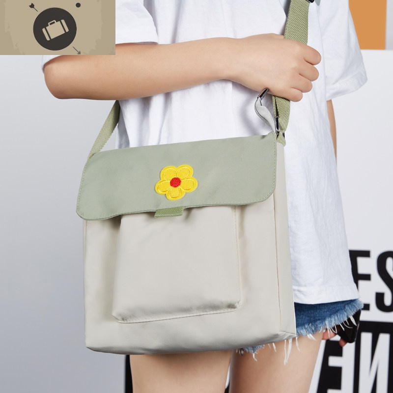 2020新款网红单肩斜挎泫雅花朵包休闲小清新ins女学生帆布包艾狄伊娃