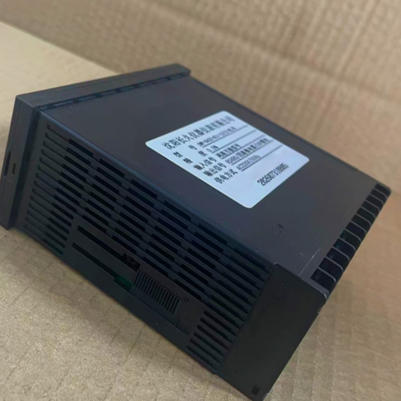嘉禾长久 数字压力表 SWP-D423-811-12/12-HL/H 块高清大图