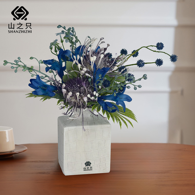 山之只 素雅烟花菊装饰花艺 MZ0359 个高清大图