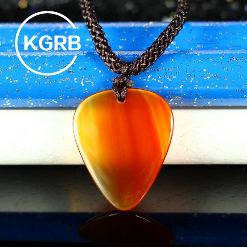 灰色配编绳玉坠吉他拨片项链吊坠玉石生日礼物拨片挂链音乐饰品