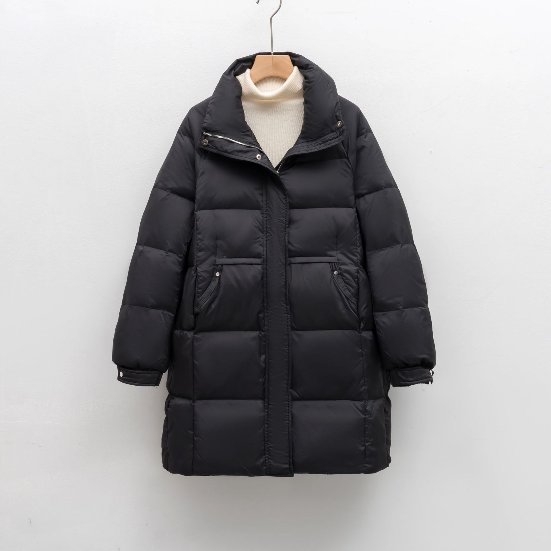 90绒冬季新品中长款保暖宽松加厚鸭绒保暖羽绒服外套 黑色 M