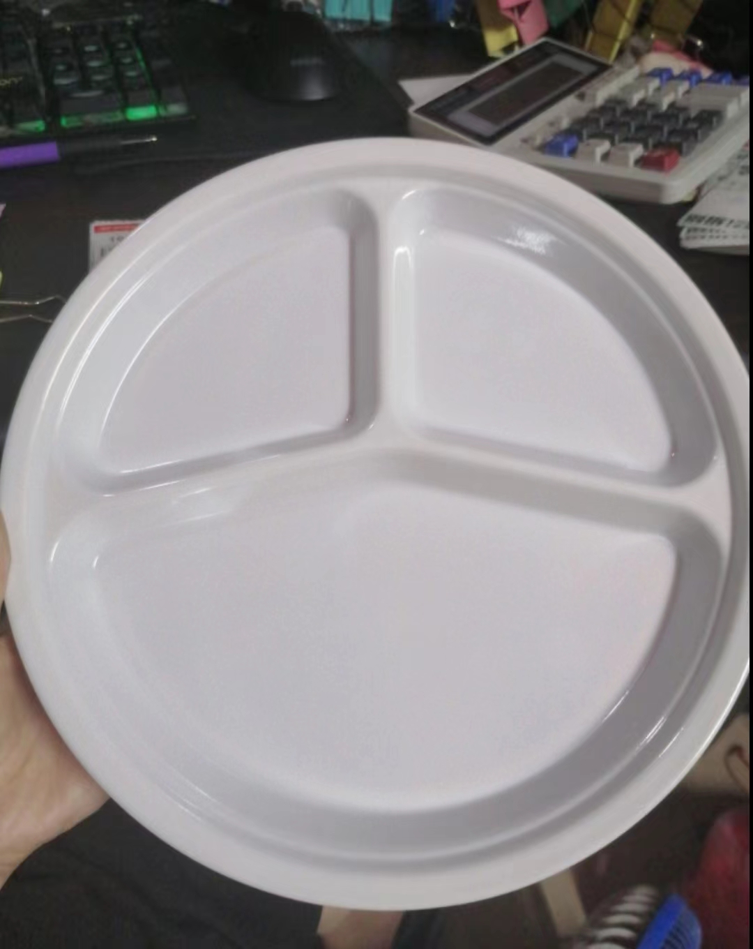 仿瓷密胺10寸三维格盘 仅放冷食 不耐高温不耐高温 【直径26cm,纯白+蓝红LGOGO】