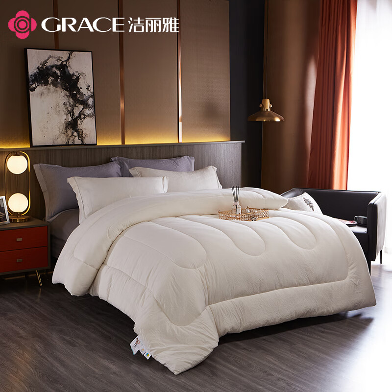 洁丽雅Grace丝柔水洗被 JLY-YHD011 面料:水洗棉 填充:聚酯纤维 规格:200x230cm