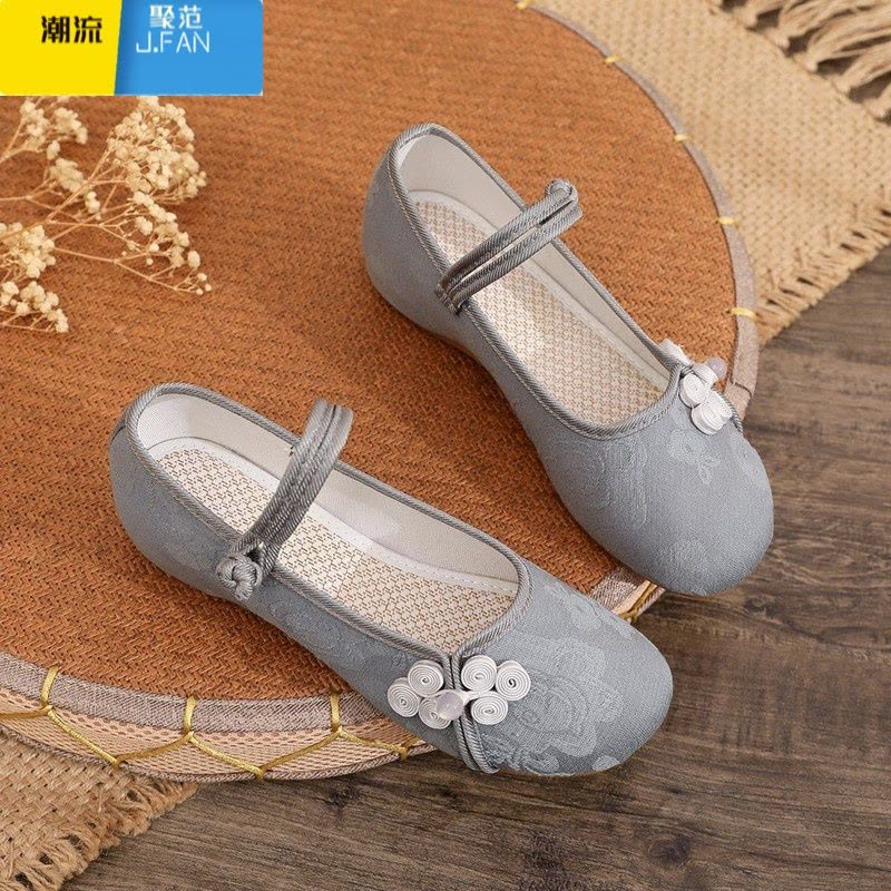 聚范新款老北京布鞋坡跟禅意低跟绣花鞋搭配纱裙旗袍茶艺师单鞋女图片