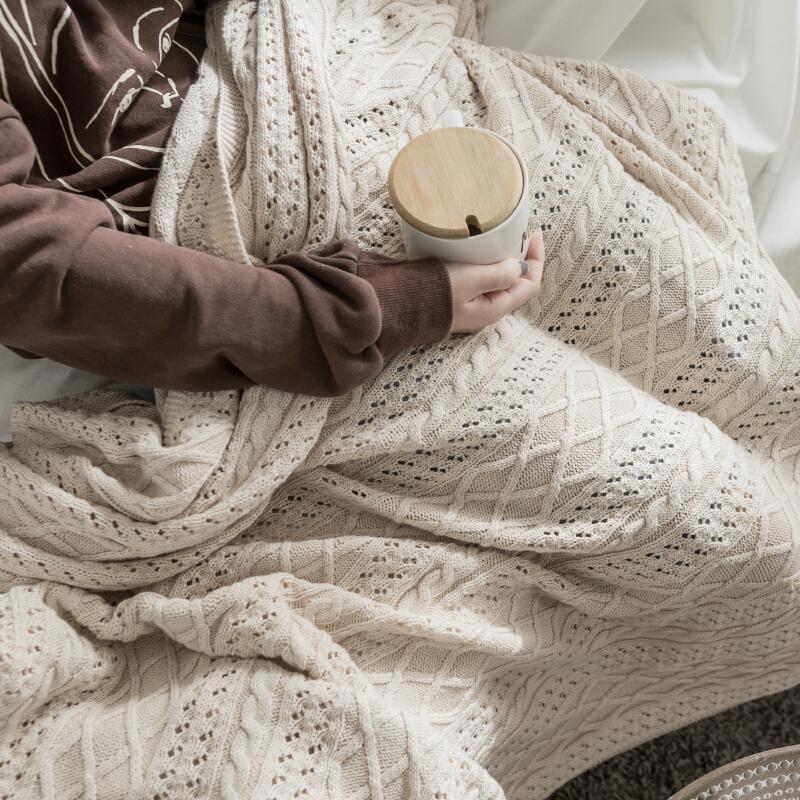 北欧纯色针织毯毛线毯办公室空午休毯披肩盖毯沙休闲毯毛毯艾娜毯(米