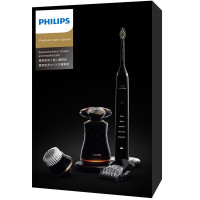 飞利浦（PHILIPS）电动剃须刀 干湿两用三刀头全身水洗 充电旋转式刮胡刀 男士护理套装双层刀片 S8880/68
