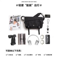 笛子斜挎包男潮牌拎包挎包机能风休闲包单肩背包可放13寸电脑防泼水锦纶斜跨邮差包学生书包死飞包