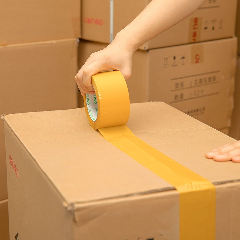 得力(deli) 30359米黄封箱大胶带60mm*100y*50um(米黄色)(6卷/筒)
