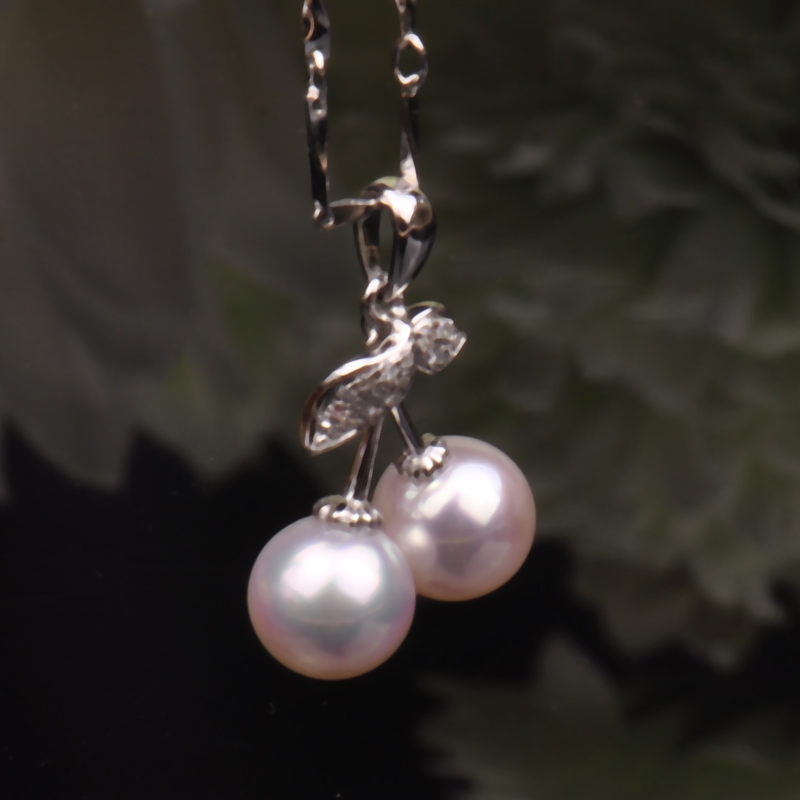 梦克拉 18K金钻石海水珍珠吊坠 强光正圆海水珍珠吊坠 樱桃高清大图