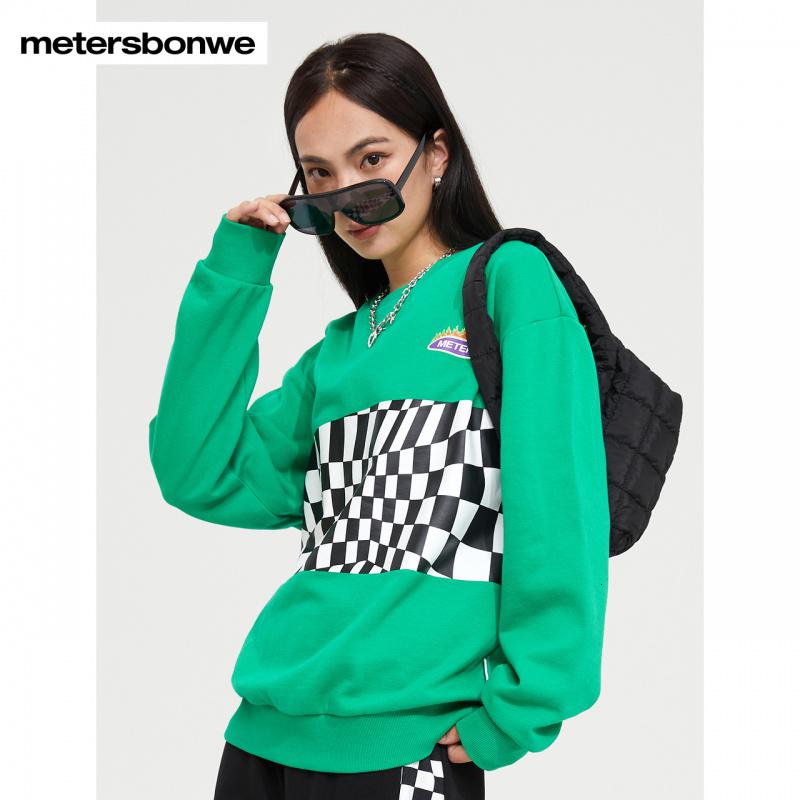 卫女士卫衣2022秋冬新款印花潮流长袖针织套头衫格子宽松休闲上衣_717高清大图