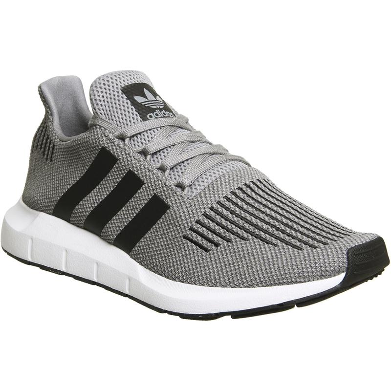 阿迪达斯(adidas)阿迪达斯男款休闲运动鞋透气舒适潮流百搭跑步鞋