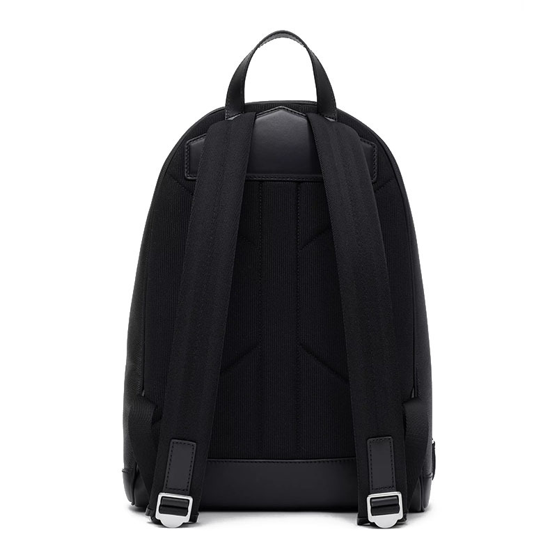 预订 BURBERRY 博柏利 粒纹皮革双肩包8029945