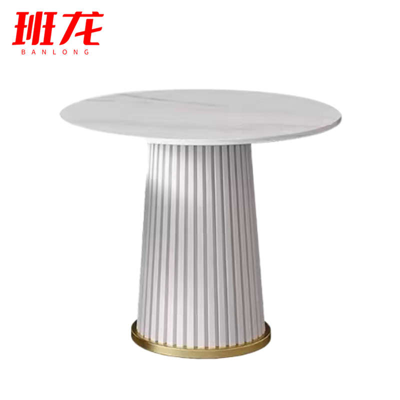 班龙洽谈桌一桌三椅套高清大图