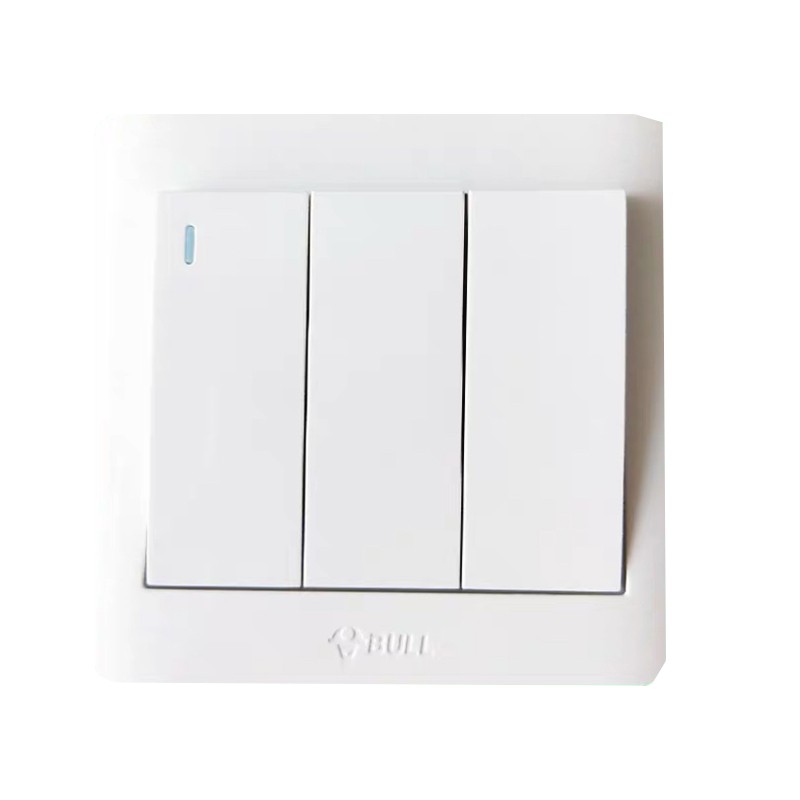 公牛 开关86型g32 k312白色 守护三开双控带荧光开关面板10a