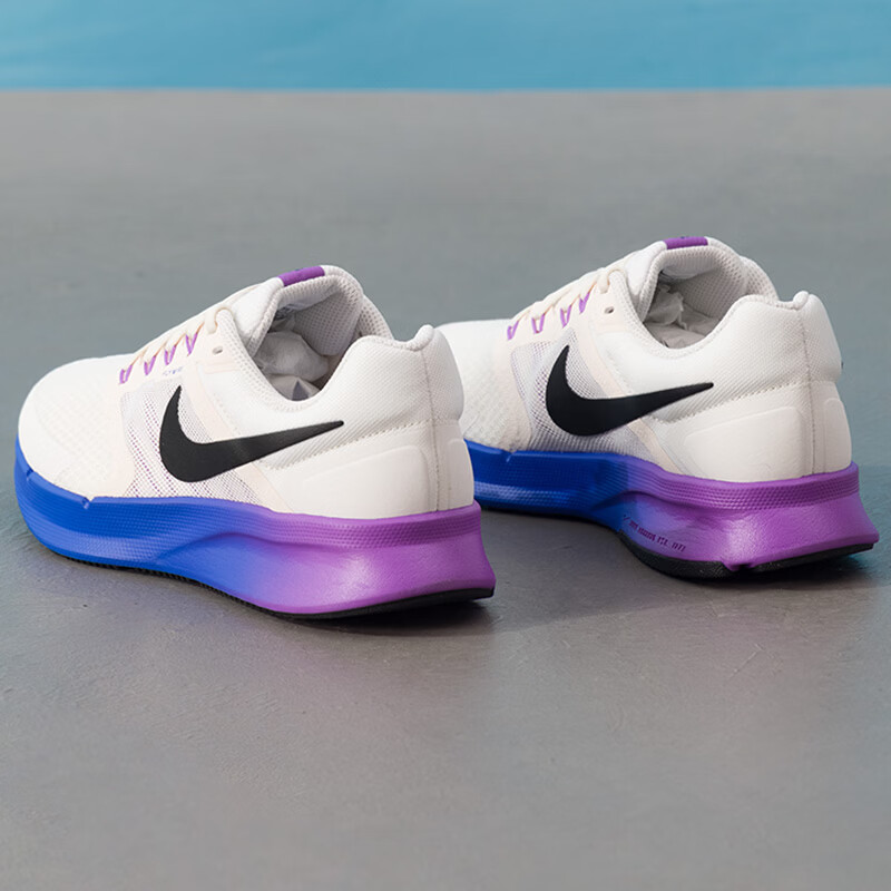 耐克（NIKE）女鞋新款春季运动鞋RUN SWIFT 3健身训练缓震耐磨透气跑步鞋DR2698-110 ZP高清大图