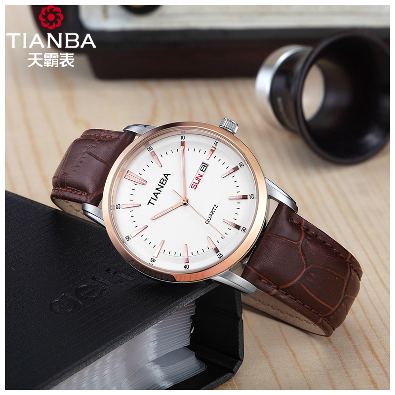 天霸(TIANBA)手表 商务休闲皮带款双历男士手表 时尚情侣手表 石英表 男TM7019.02PC 白色