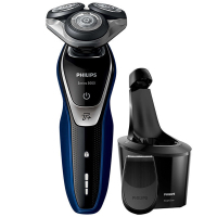 [荷兰精工技术]飞利浦(PHILIPS)S5572/10 三刀头干湿两用 充插两用全身水洗男士电动剃须刀 刮胡刀