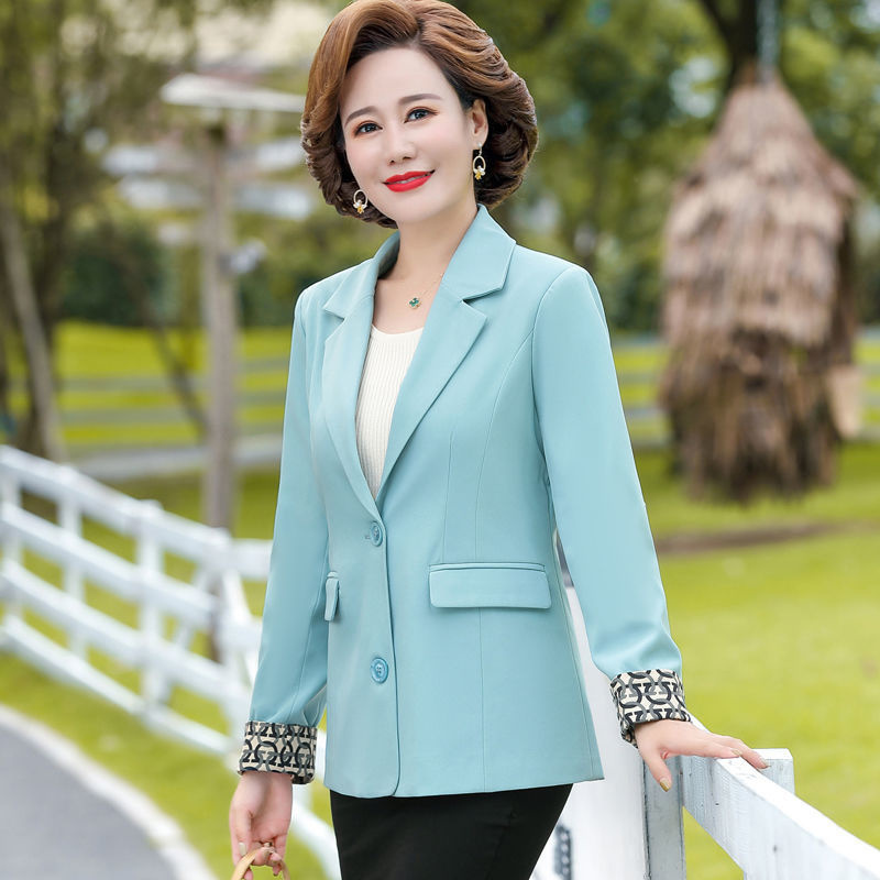 雪暖妈妈春秋装西服外套短款洋气小西装中老年女装阔太太洋气上衣