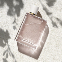 法国正品直邮Burberry巴宝莉 新款 花与她 淡香水 EDT100ml