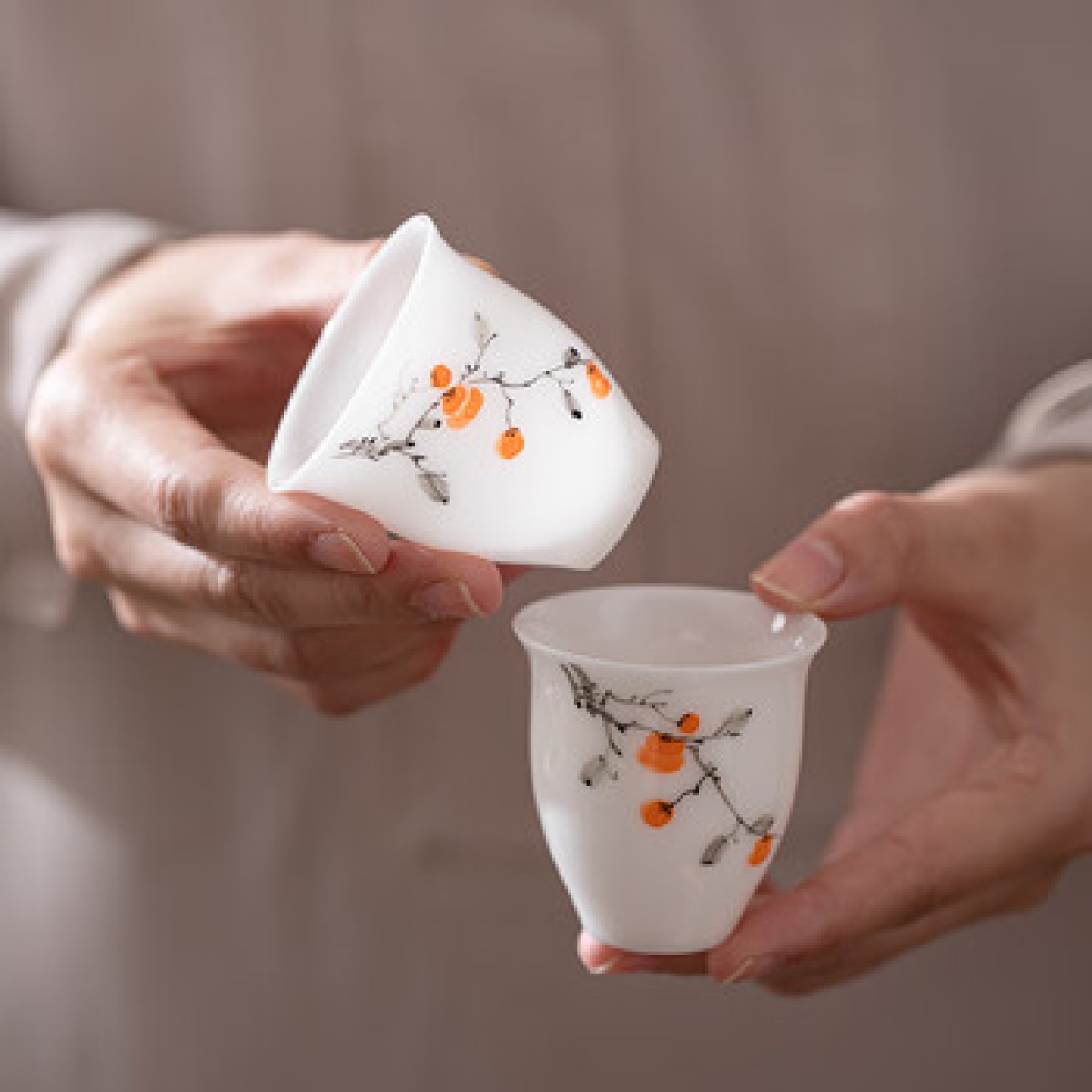 苏氏陶瓷(SUSHI CERAMICS)冰种玉瓷泡茶盖碗手绘釉下彩柿柿如意三才盖碗两茶杯茶具礼盒套装_高清大图
