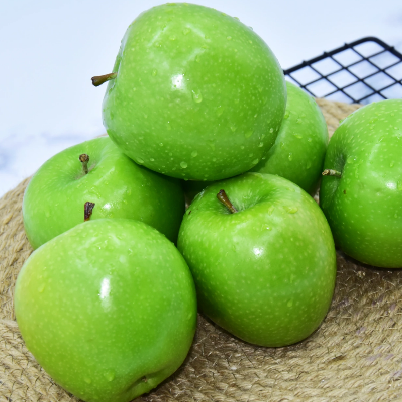 顺丰快递[西沛生鲜]智利进口青苹果 4个 单果160-190g 脆甜可口高清大图