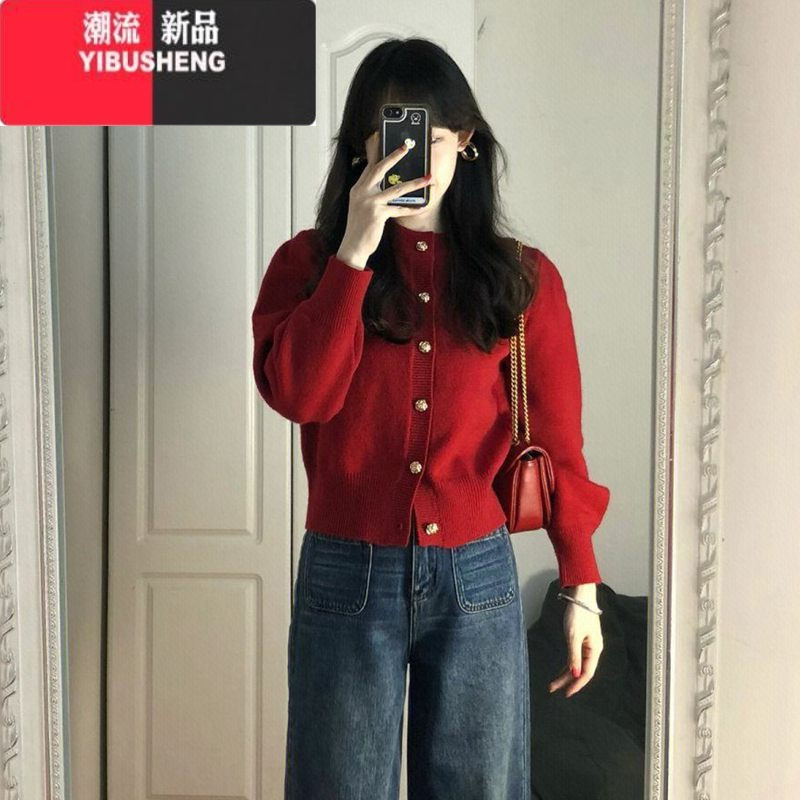 yibusheng复古红色毛衣女高级感小香风上衣设计感收腰短款针织开衫