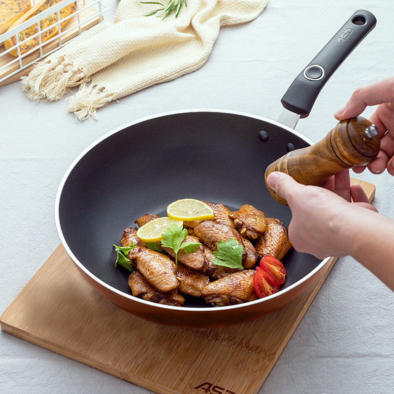 爱仕达(ASD) 32CM炒锅 不粘锅 电磁炉通用炒锅炒菜锅具 不粘锅少油烟 32cm铝合金基材 EC8332E高清大图