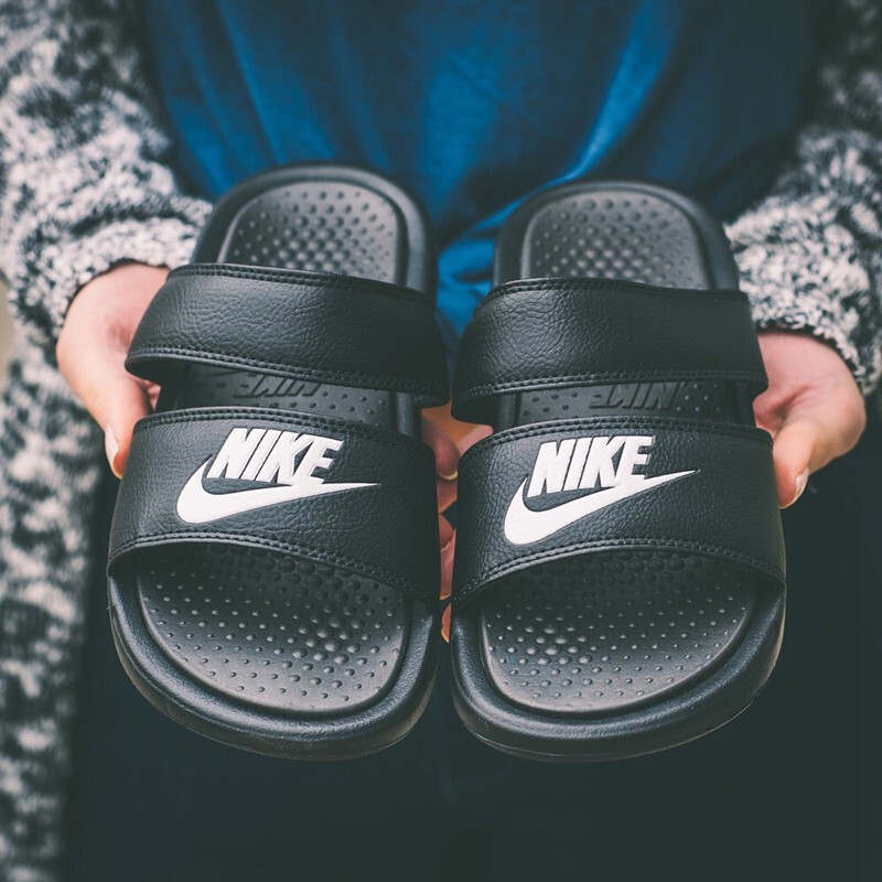 nike耐克女鞋 benassi 夏季一字拖运动休闲沙滩鞋凉拖鞋819717-102 c