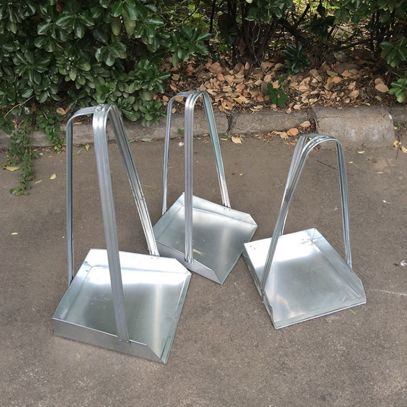 礼千初 灰斗铁簸箕铁戳子垃圾铲加厚垃圾铁畚箕铁扒斗清洁套装 85cm簸箕高清大图