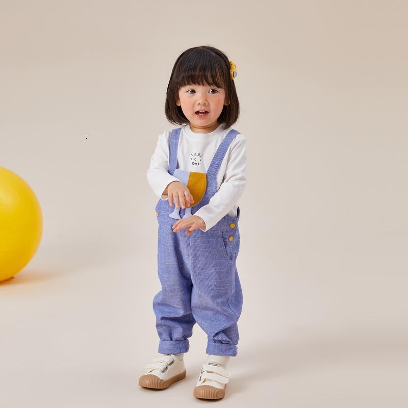 [1件5折价:140]moomoo童装男宝宝套装春秋新款立体卡通女童清新舒适背带裤套装
