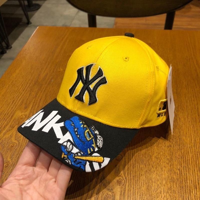 爆款儿童款四季款ny小怪兽刺绣款棒球帽撞色遮阳鸭舌帽均码可调节白色